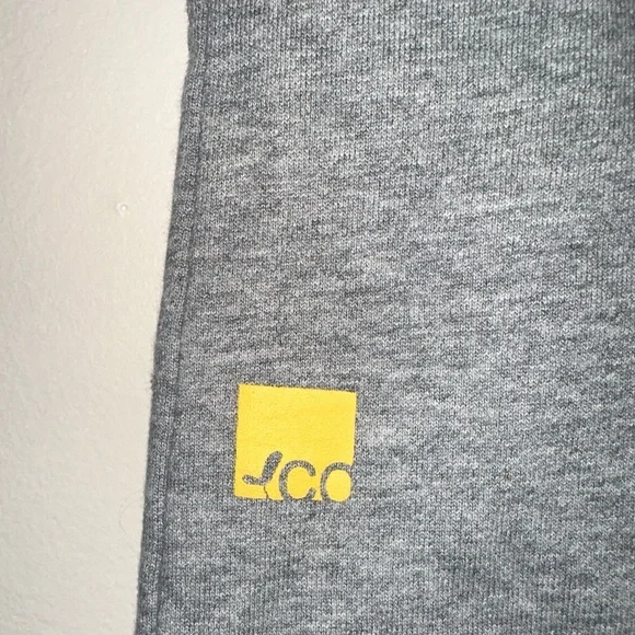 Community Size M - Picture 7 of 8